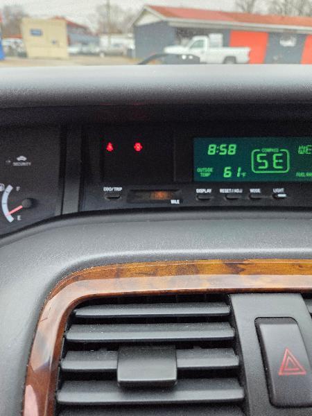 Toyota Avalon XL 2001