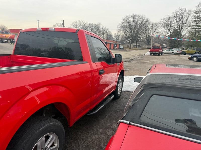 Ford F-150 2WD Reg Cab 122.5" XL 2017