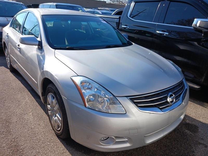 Nissan Altima 2.5 S 2011