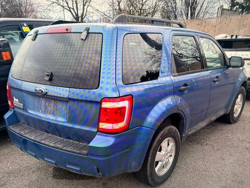 Ford Escape XLT FWD I4 2009