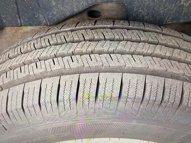 GMC Yukon XL SLT 1/2 Ton 4WD 2013