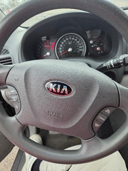 Kia Sedona LX LWB 2014