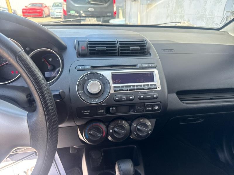 Honda Fit 5-Speed AT 2008