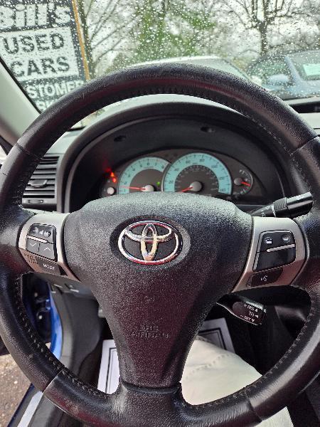 Toyota Camry Base 6-Spd AT 2011