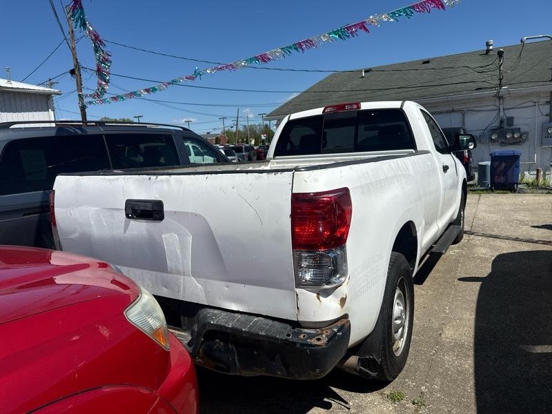 Toyota Tundra Tundra-Grade 4.0L Long Bed 2WD 2011