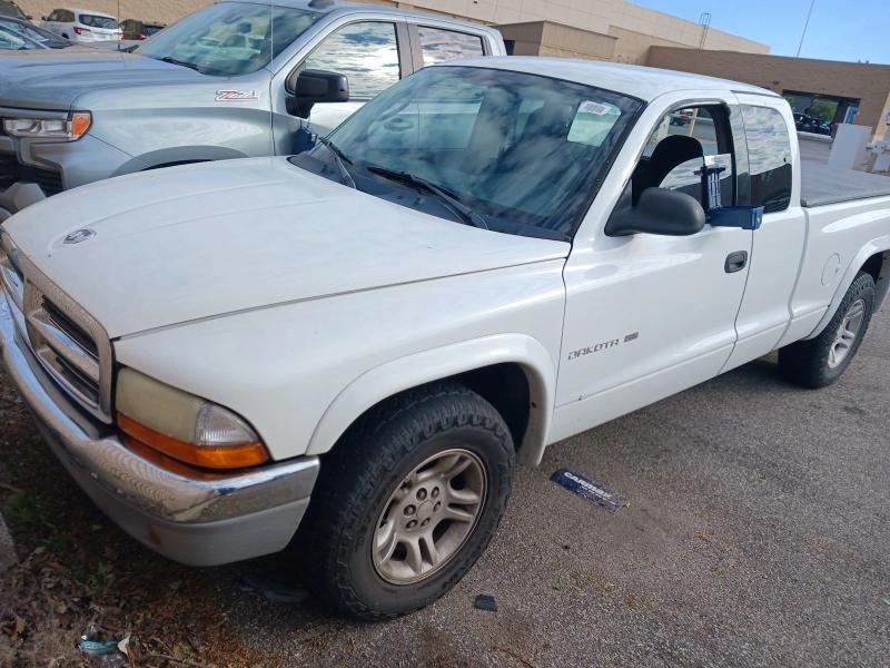 Dodge Dakota SLT Club Cab 2WD 2002