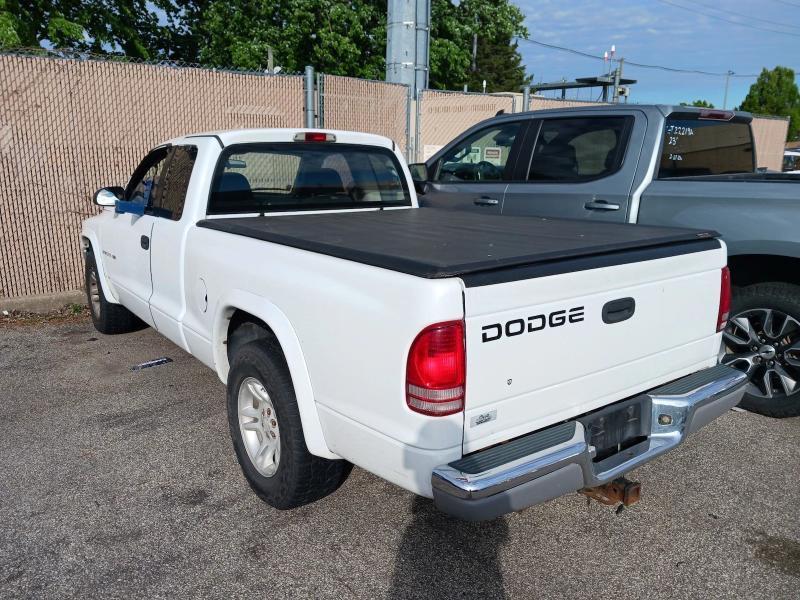 Dodge Dakota SLT Club Cab 2WD 2002