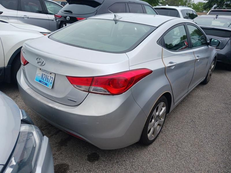 Hyundai Elantra Limited 2011