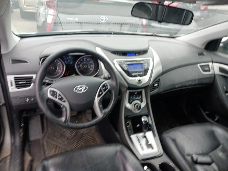 Hyundai Elantra Limited 2011
