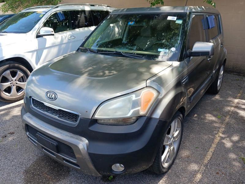 Kia Soul + 2011
