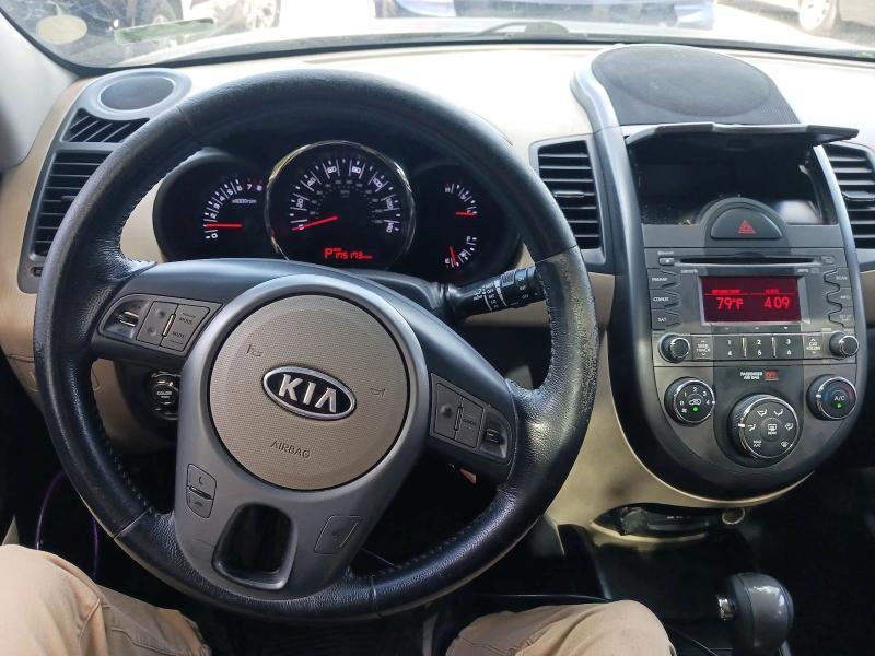 Kia Soul + 2011