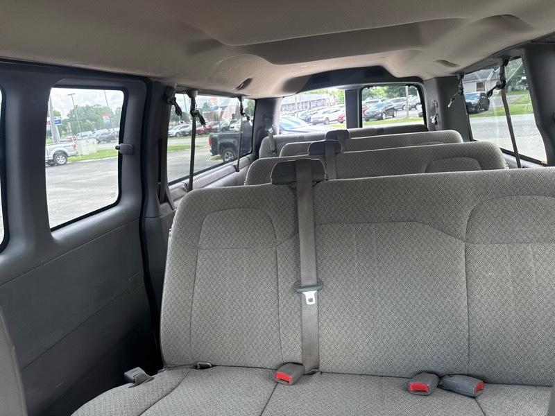 Chevrolet Express LT 3500 Extended 2010