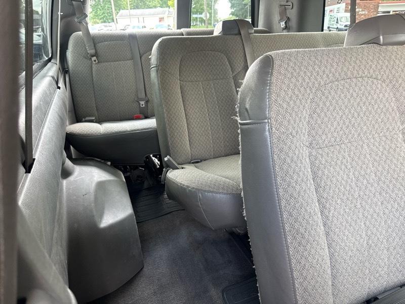 Chevrolet Express LT 3500 Extended 2010