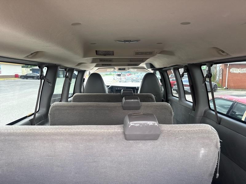Chevrolet Express LT 3500 Extended 2010
