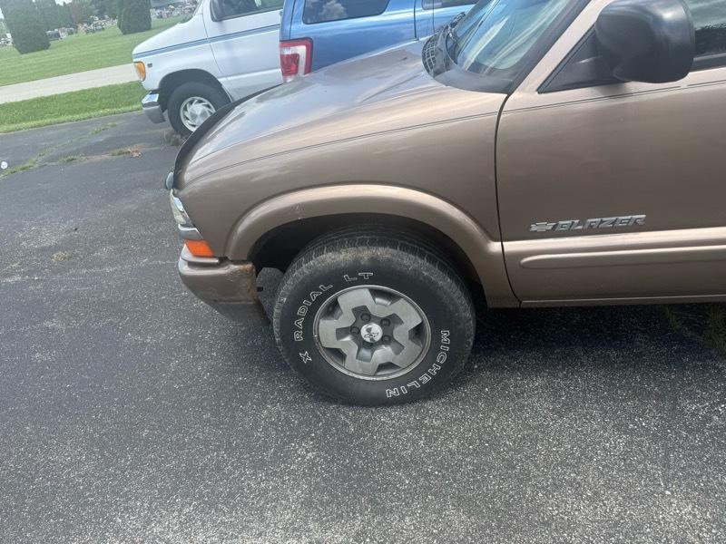 Chevrolet Blazer 4-Door 4WD LS 2003