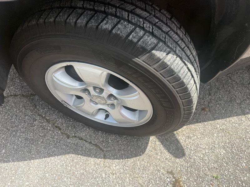Mazda Tribute LX 4WD 2004
