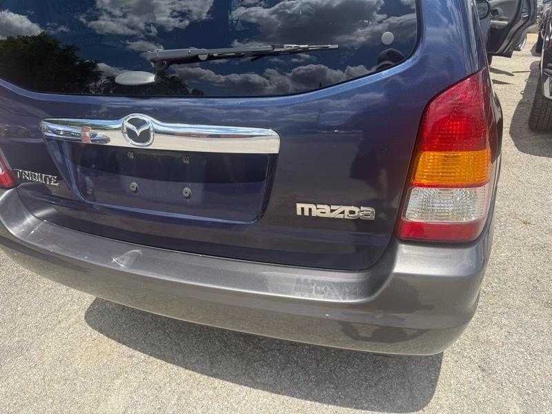 Mazda Tribute LX 4WD 2004