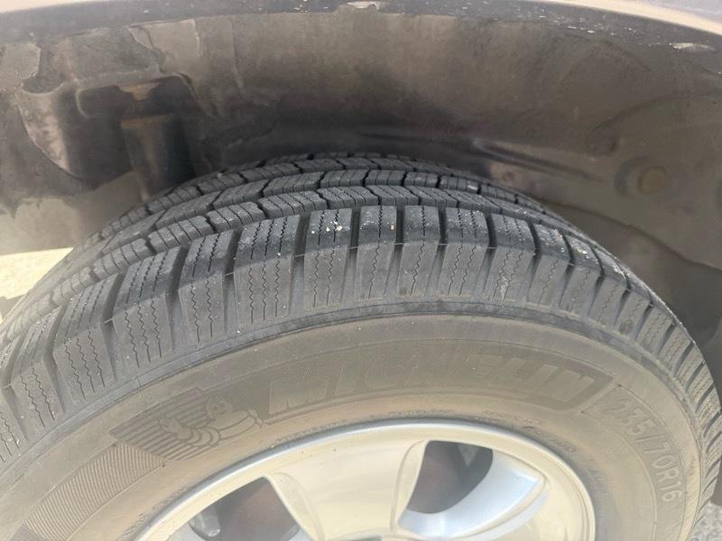 Mazda Tribute LX 4WD 2004
