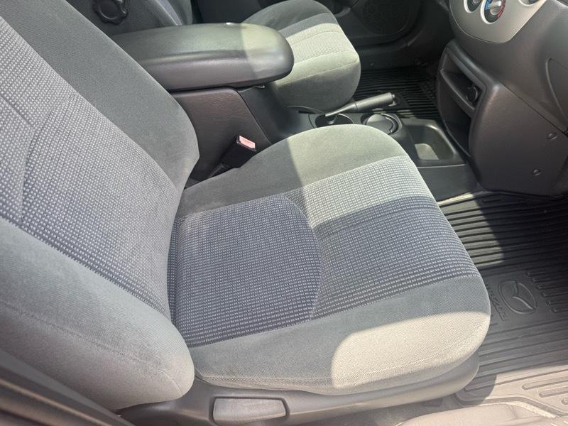 Mazda Tribute LX 4WD 2004