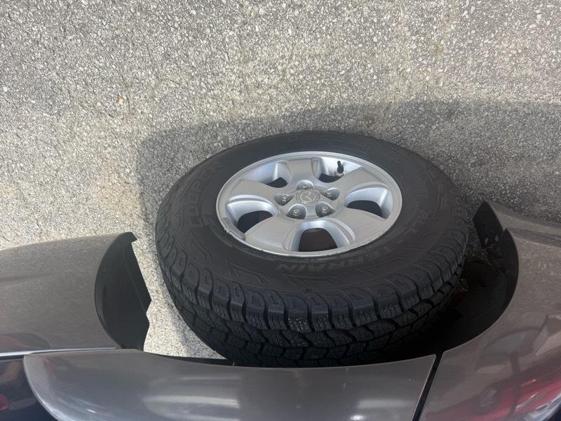 Mazda Tribute LX 4WD 2004