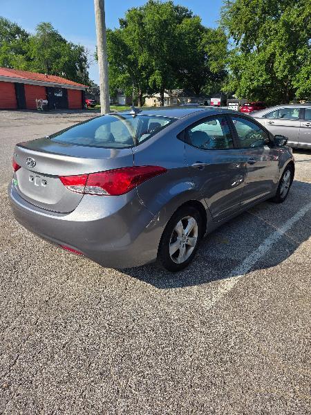 Hyundai Elantra 4dr Sdn Auto GLS 2013