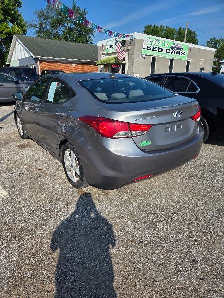 Hyundai Elantra 4dr Sdn Auto GLS 2013