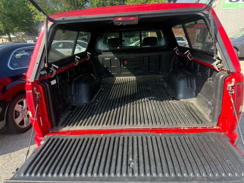 Chevrolet S10 Pickup Ext Cab 123" WB 4WD LS 2002