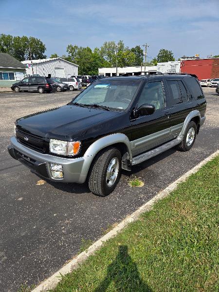 Infiniti QX4 Base 2000