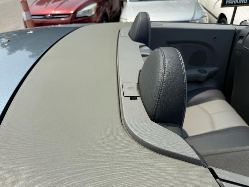 Chrysler Sebring 2dr Conv Touring FWD 2008