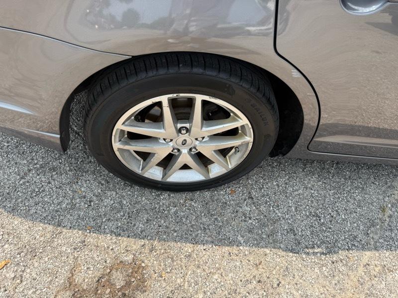 Ford Fusion 4dr Sdn SEL FWD 2010