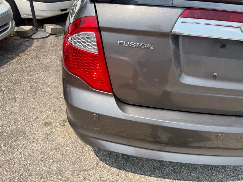 Ford Fusion 4dr Sdn SEL FWD 2010