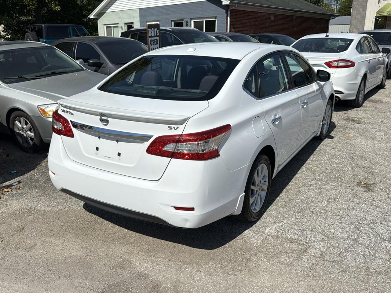 Nissan Sentra 4dr Sdn I4 CVT SV 2015