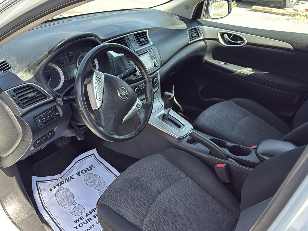 Nissan Sentra 4dr Sdn I4 CVT SV 2015
