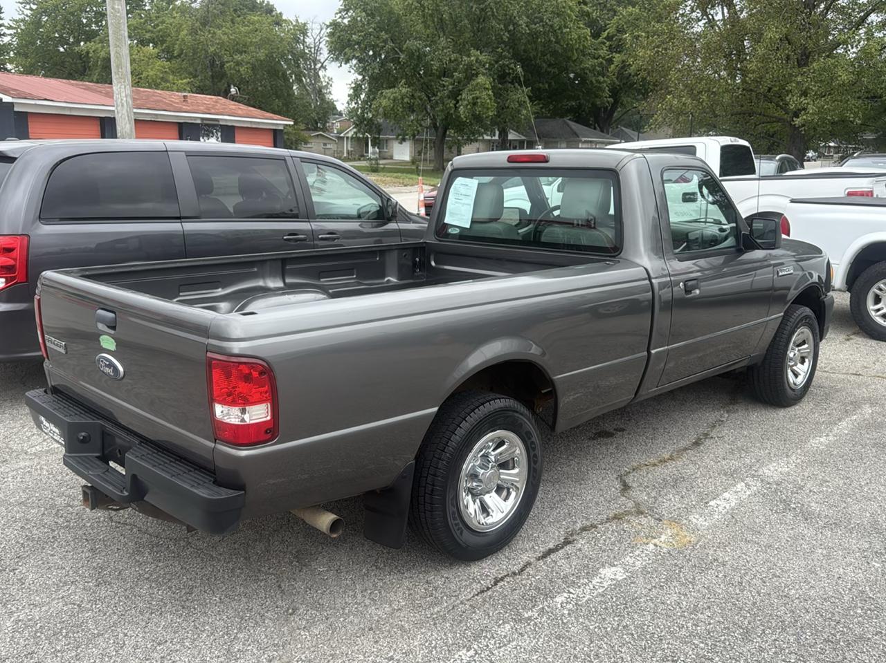 Ford Ranger 2WD Reg Cab 118" XL 2011