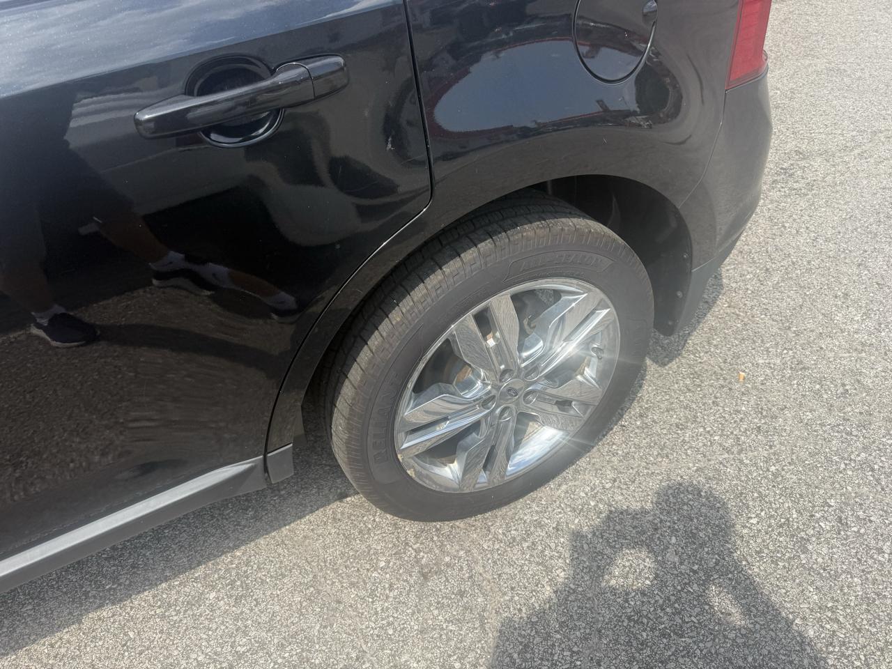 Ford Edge 4dr Limited FWD 2011