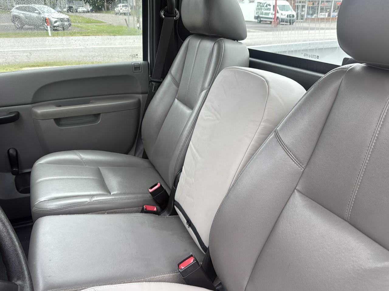 Chevrolet Silverado 1500 2WD Reg Cab 133.0" Work Truck 2008