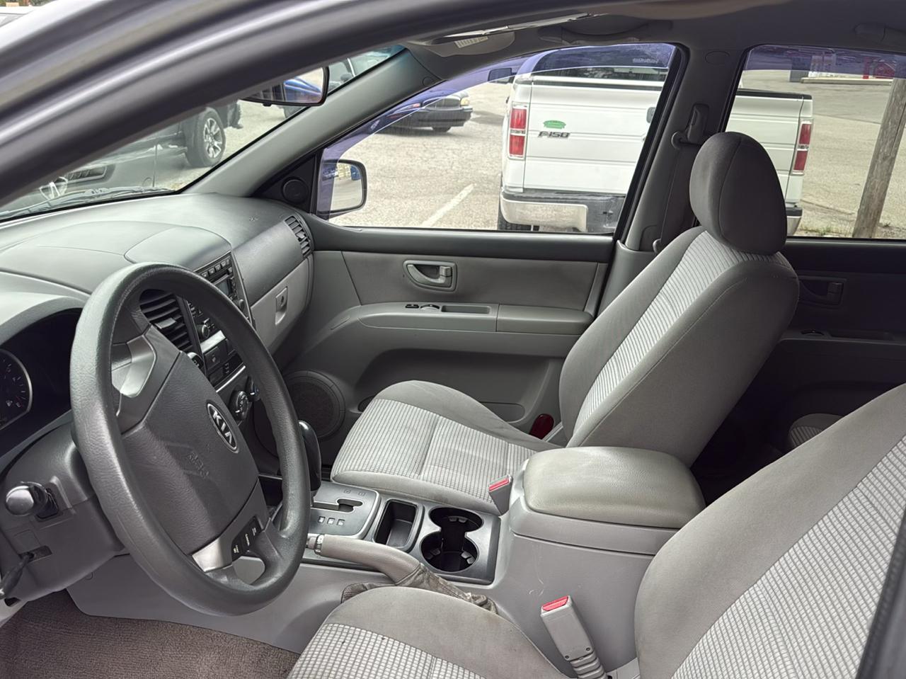 Kia Sorento 2WD 4dr LX 2009