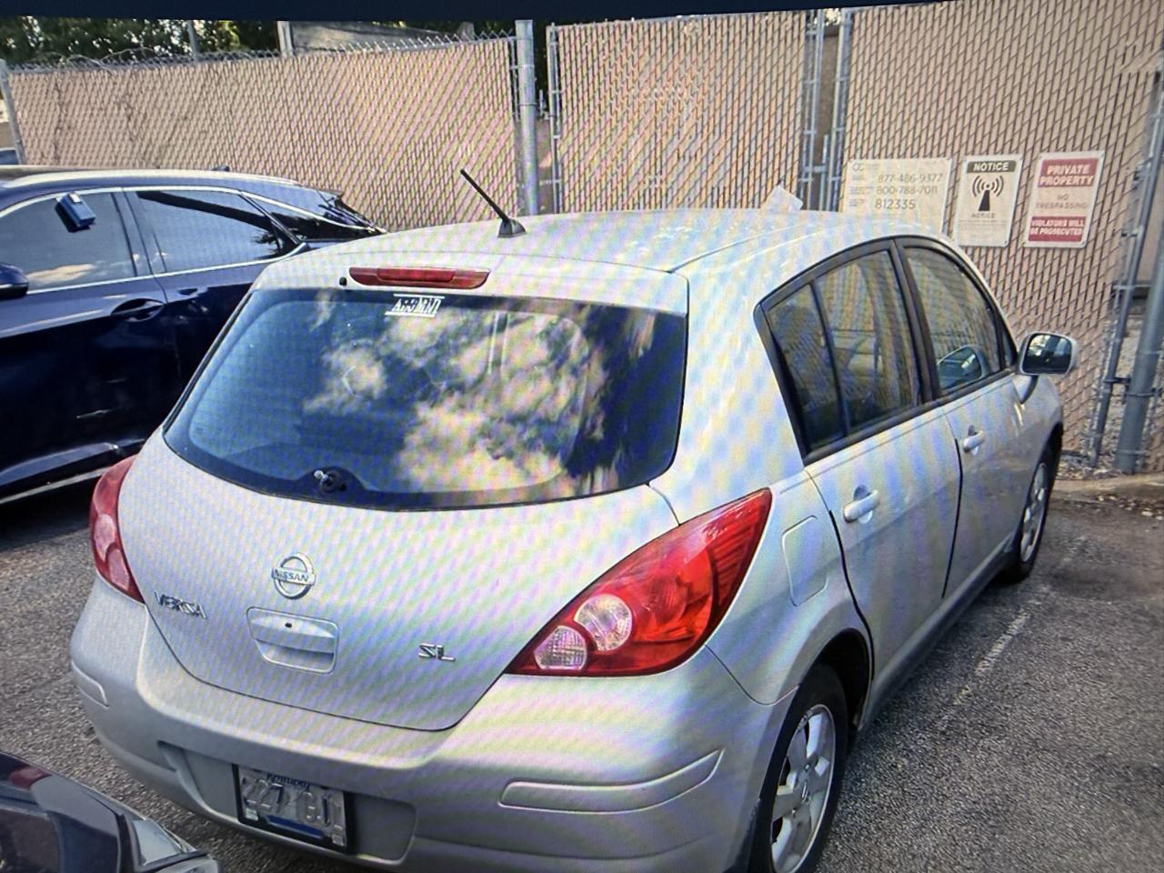 Nissan Versa 5dr HB Auto 1.8 S 2012