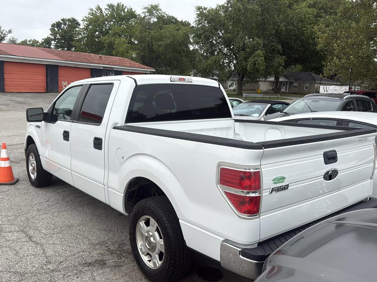 Ford F-150 2WD SuperCrew 145" XLT 2009