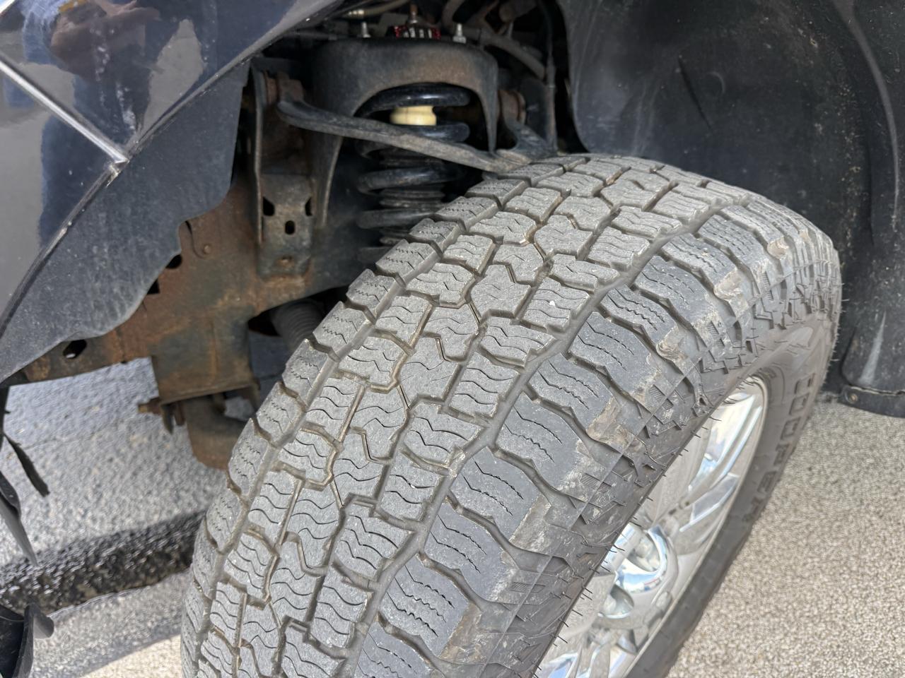 Ford F-150 4WD SuperCrew 145" Platinum 2011