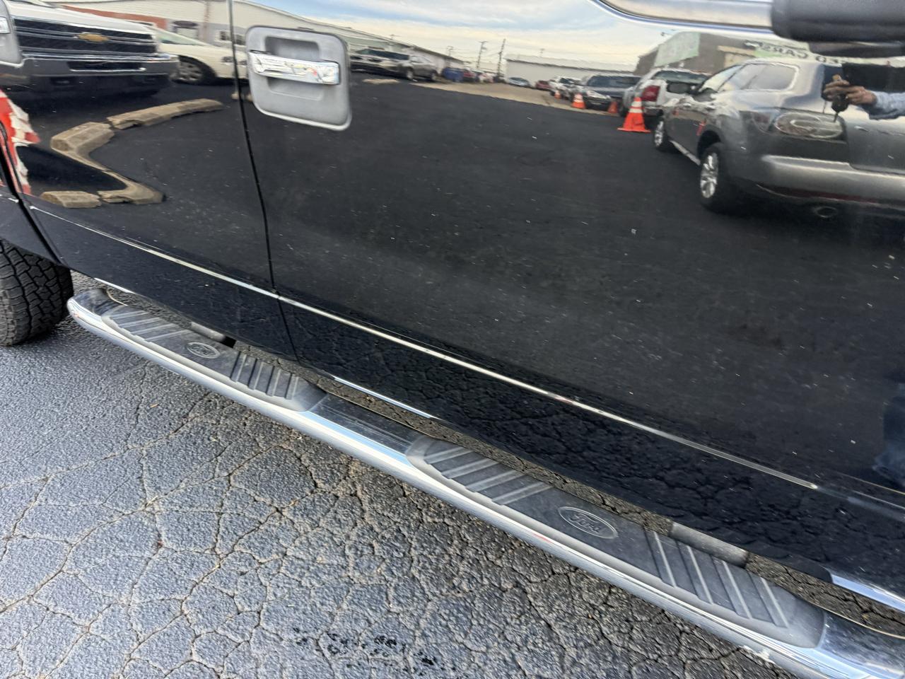 Ford F-150 4WD SuperCrew 145" Platinum 2011