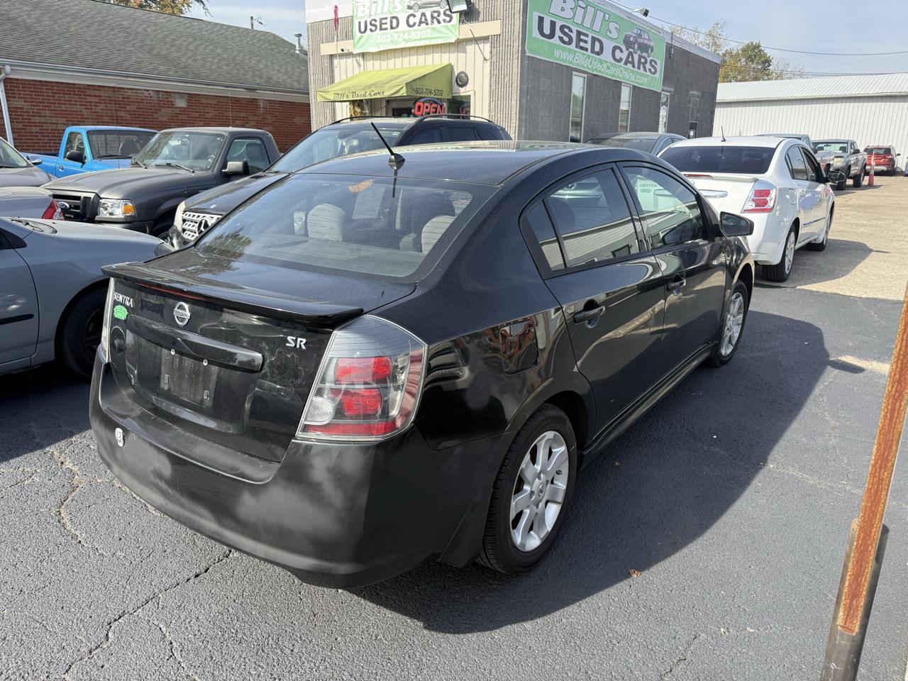 Nissan Sentra 4dr Sdn I4 CVT 2.0 SR 2011