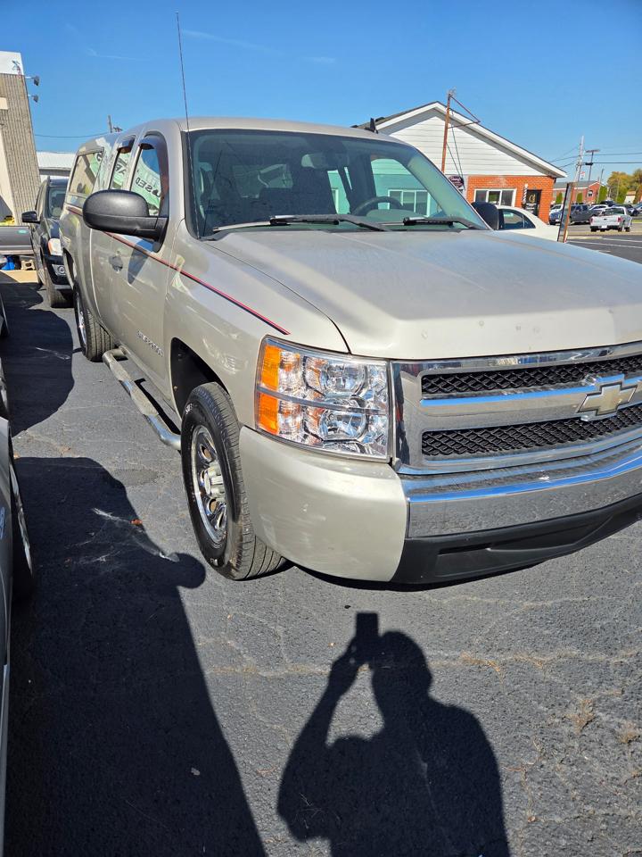 Chevrolet Silverado 1500 2WD Ext Cab 143.5" Work Truck 2008