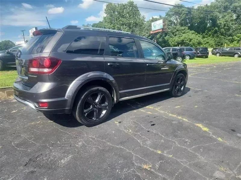 Dodge Journey Crossroad 2020