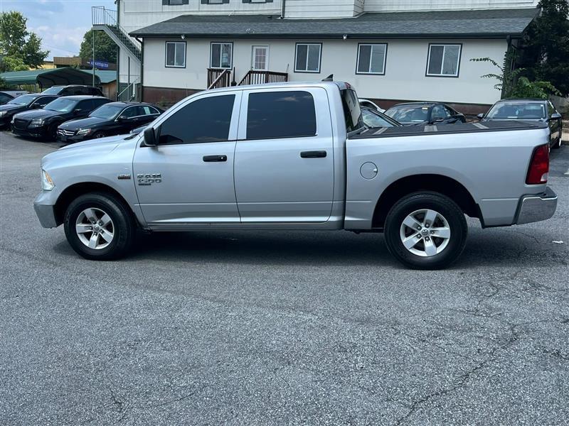 RAM 1500 Classic Tradesman Crew Cab SWB 4WD 2021
