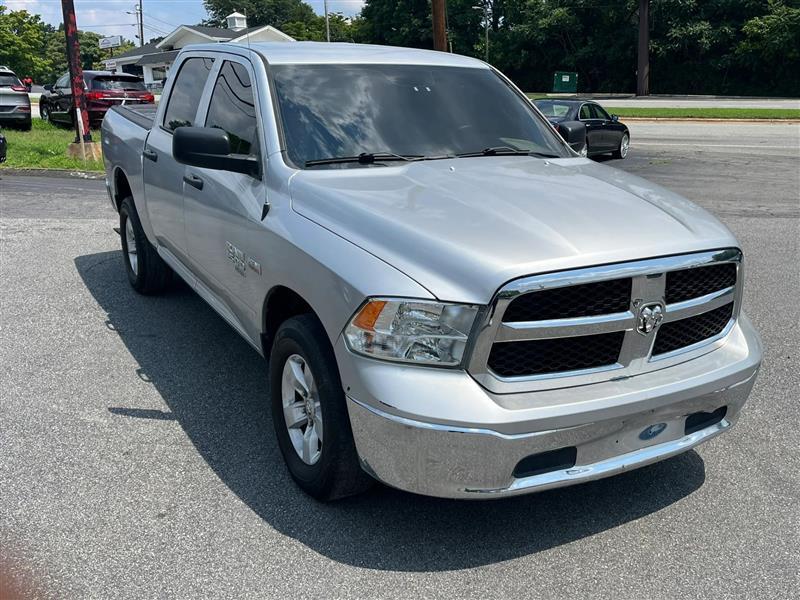RAM 1500 Classic Tradesman Crew Cab SWB 4WD 2021