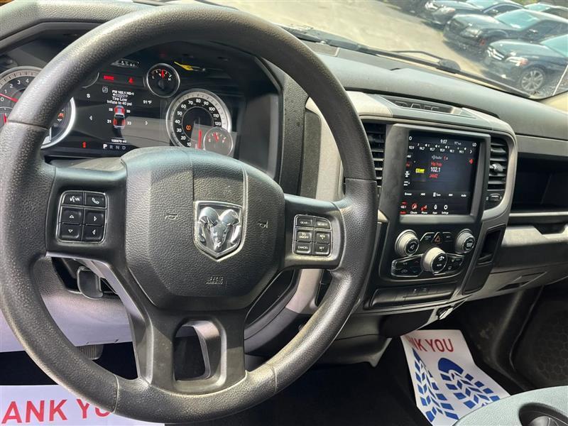 RAM 1500 Classic Tradesman Crew Cab SWB 4WD 2021