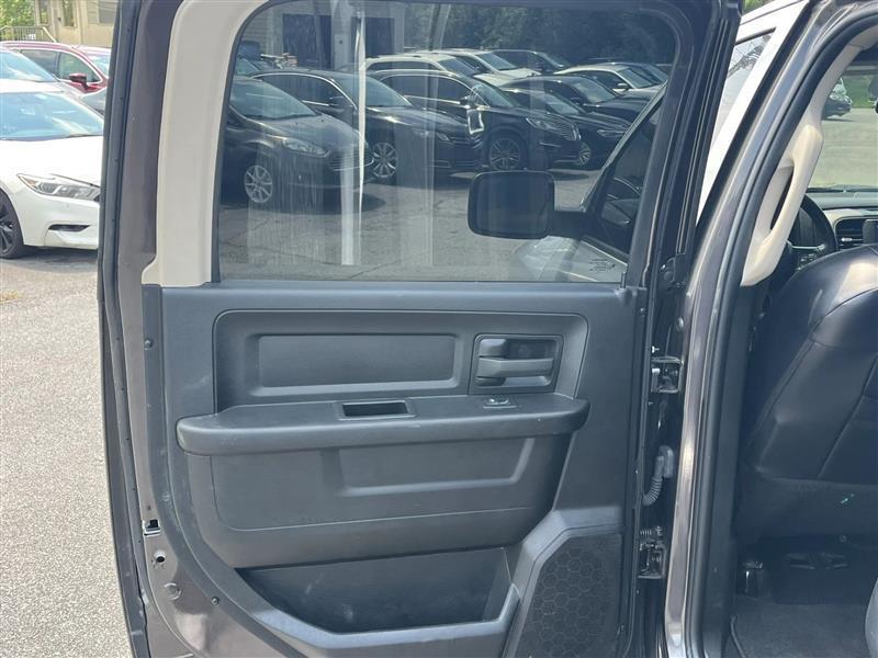 RAM 1500 Classic Tradesman Crew Cab SWB 4WD 2021
