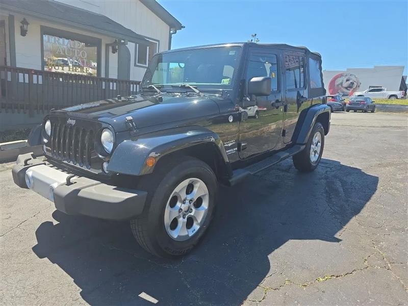 Jeep Wrangler Unlimited Sahara 4WD 2014