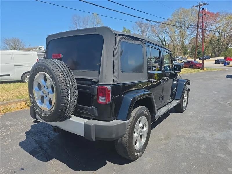 Jeep Wrangler Unlimited Sahara 4WD 2014